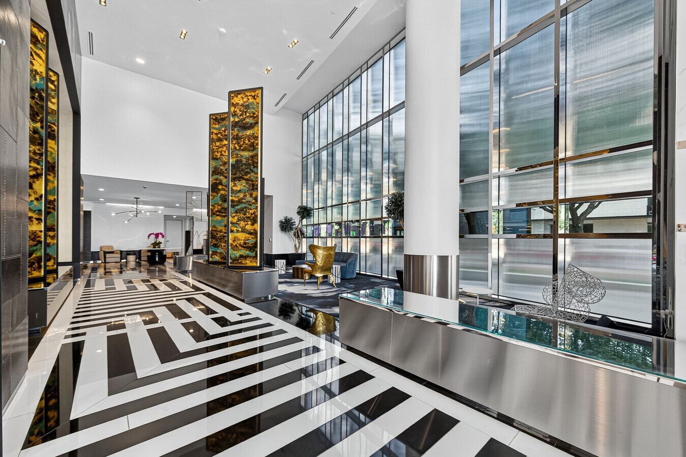 Photo - 4521 San Felipe St Unidad 2501