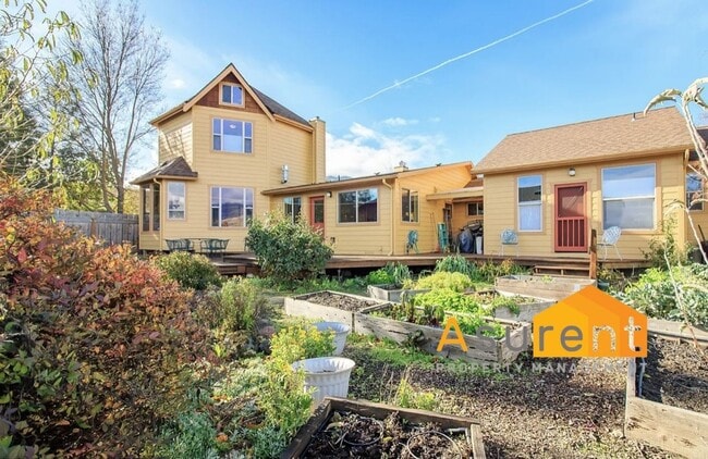Building Photo - AS-115 Phelps Unit 1 Rental