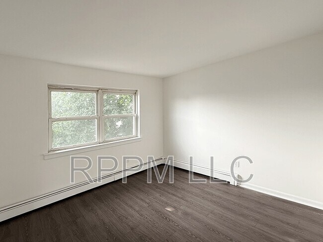 Photo - 19 Van Rensselear St Unit 8