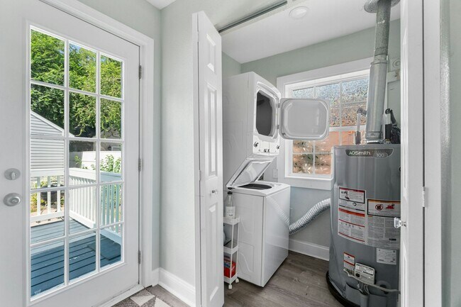 Photo - 9265 Hickory St