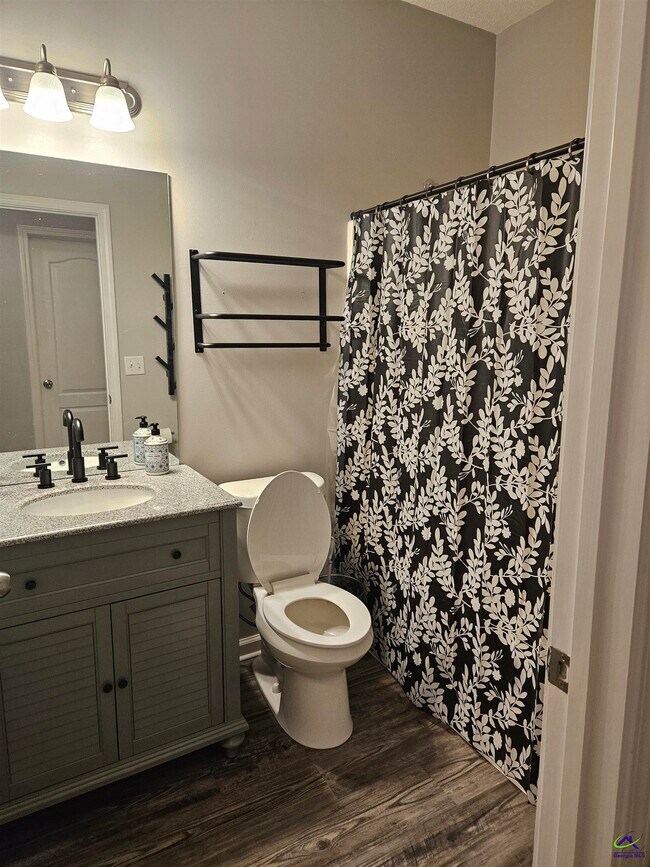 200 Meyers Lake Dr House House Rental in Warner Robins, GA