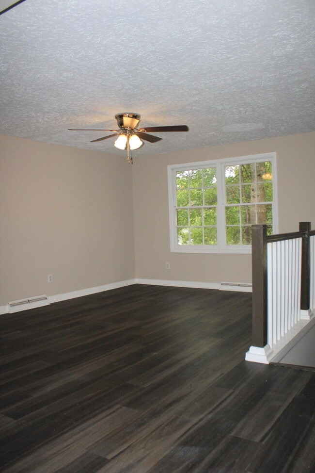 Photo - 3328 Vaucluse Rd