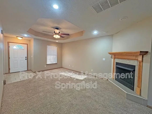 717 E Watermill Cir