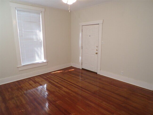 Photo - 3416 Morrison St Unit 6