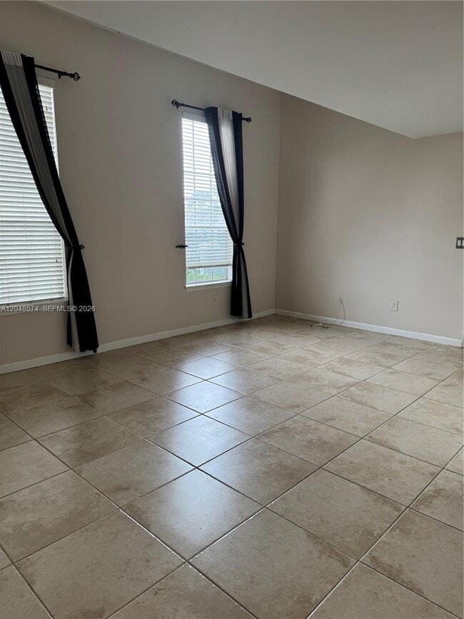 Photo - 1205 Crystal Way Unit E