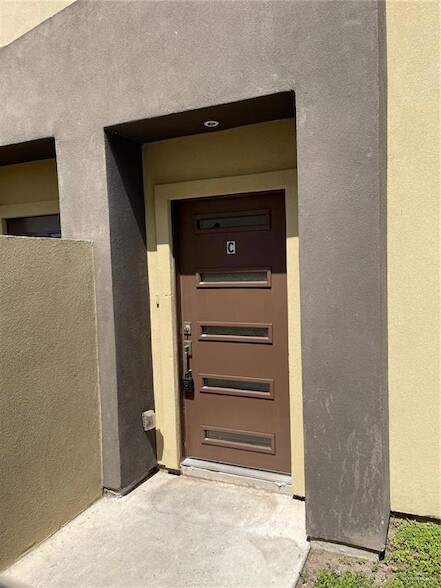 Photo - 1312 E Daffodil Ave Unit B