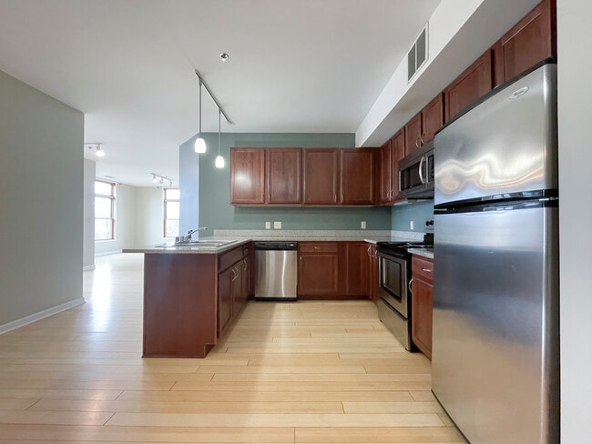 448 Elmwood Ave