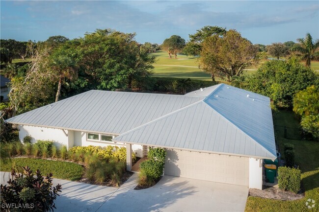 Building Photo - 409 Cypress Way E Rental