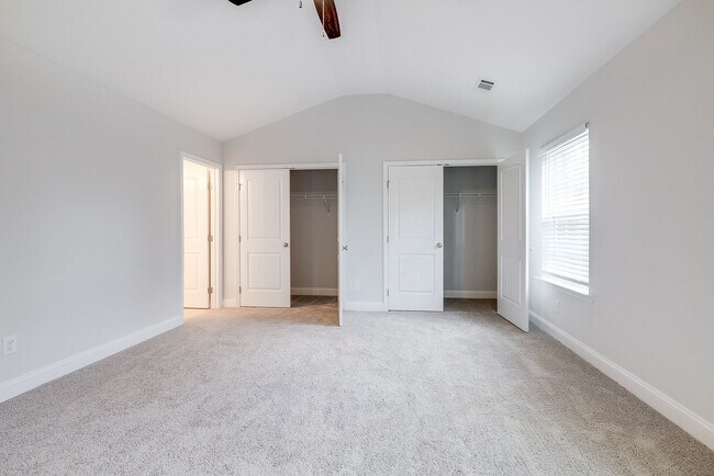 Photo - 45 Belleau Woods Cir