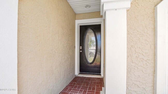 Photo - 139 Bonaire Dr