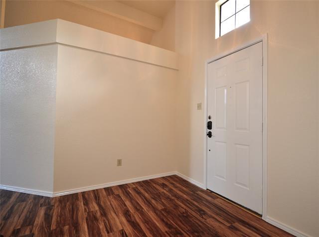 7972 Roundtable Rd