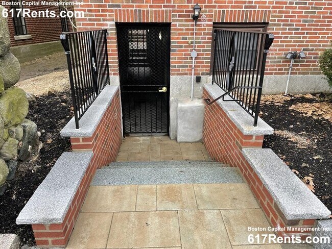 Photo - Nice garden level 3 bed in Brighton