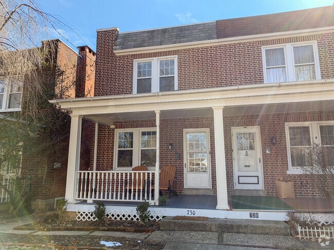 Building Photo - 730 Hamilton Rd Rental