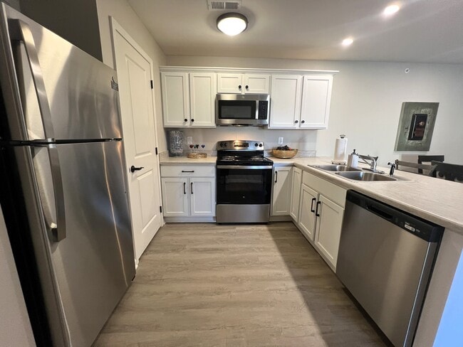 Kitchen - Harrison Apartments