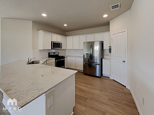 2444 Lobo Landing Cove