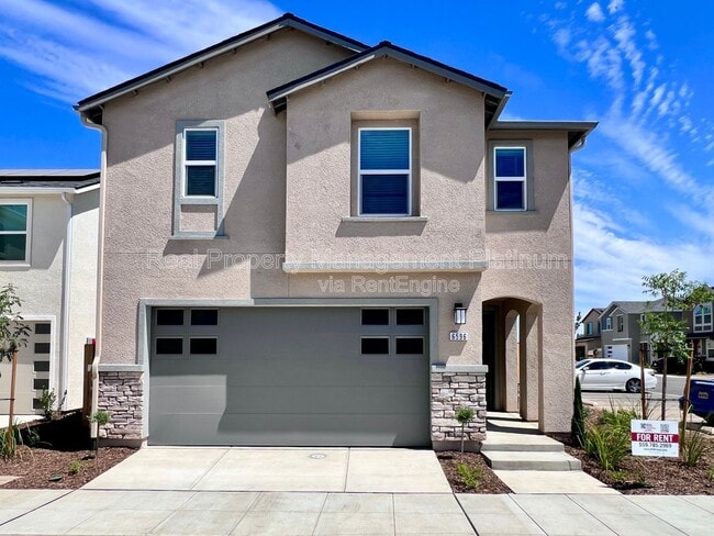 Photo - 6596 E Cresthaven Dr