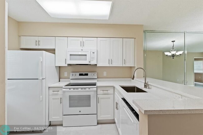 Photo - 2236 N Cypress Bend Dr Condo Unit 112