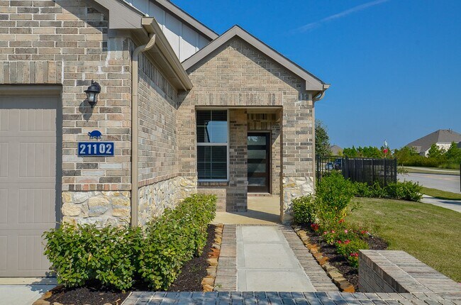 Photo - 21102 Armstrong County Dr