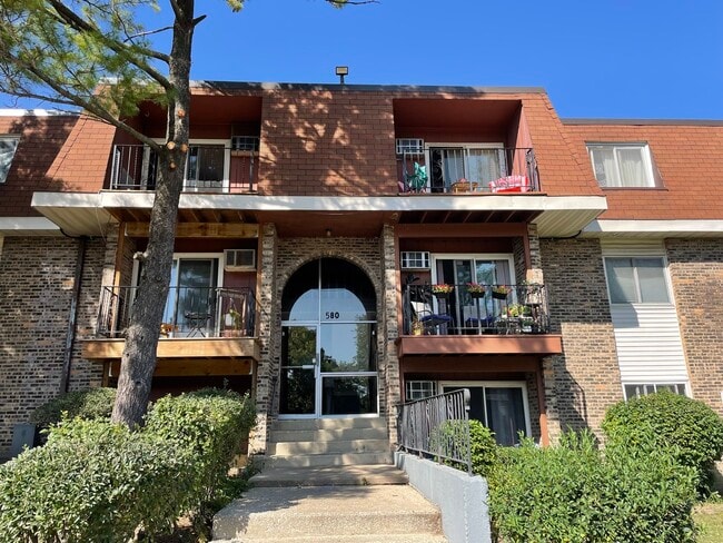 Building Photo - 580 Hill Dr Unit 301