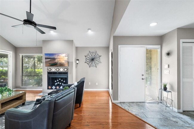 Photo - 11520 Galleria Dr