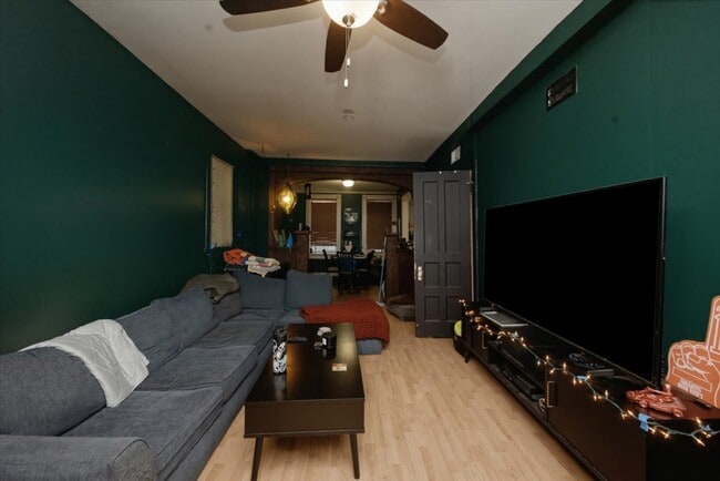 Photo - 1324 W 19th St Unit G
