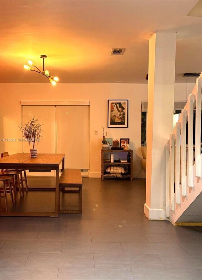 Photo - 13881 NE 2nd Ct