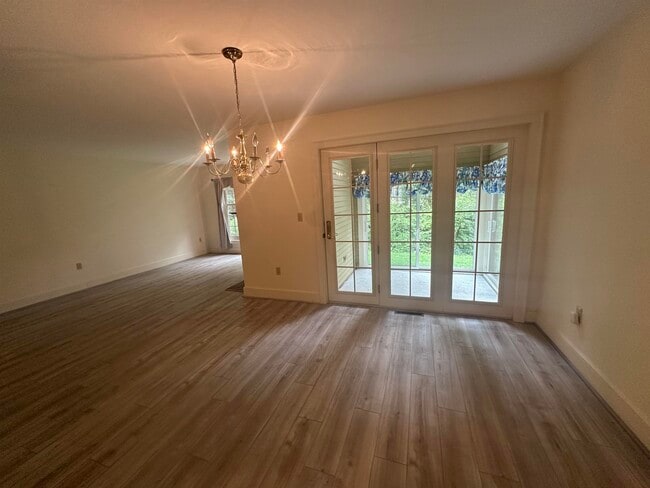 Photo - 579 Sagamore Ave