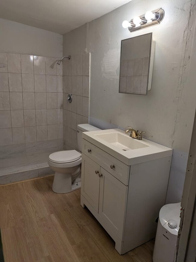 Photo - 1537 SW 44th Ave