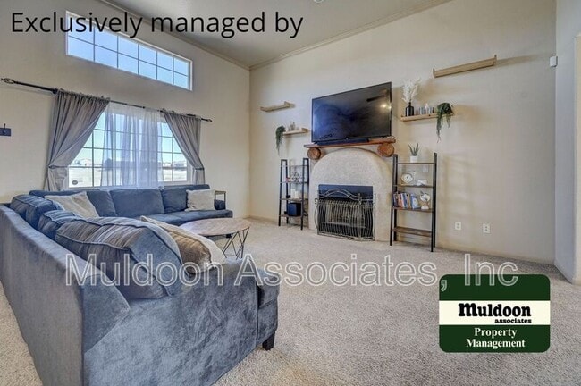 Photo - 1470 E Purcell Blvd