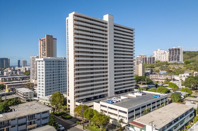 Photo - Camelot Apartments