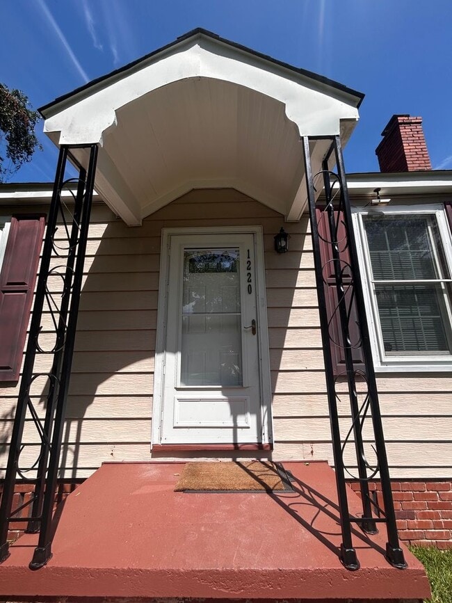 Photo - 1220 Pickens St