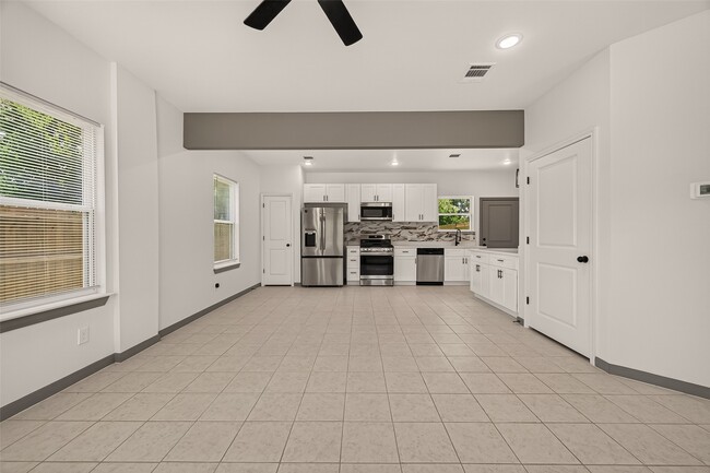 Photo - 8306 Tidwell Rd