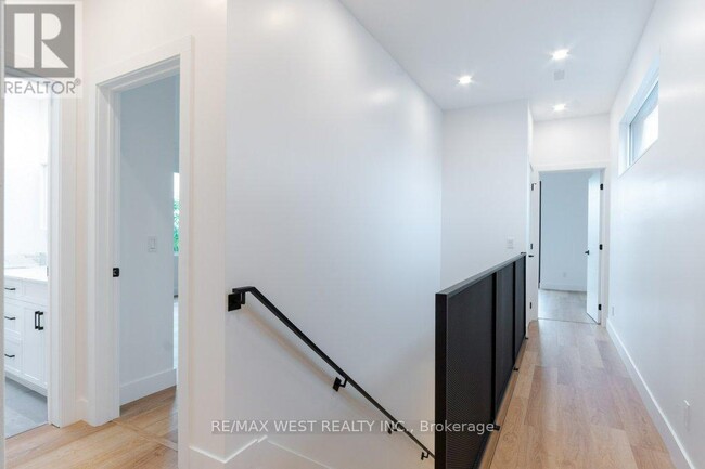 Photo - 63 Lonborough Ave