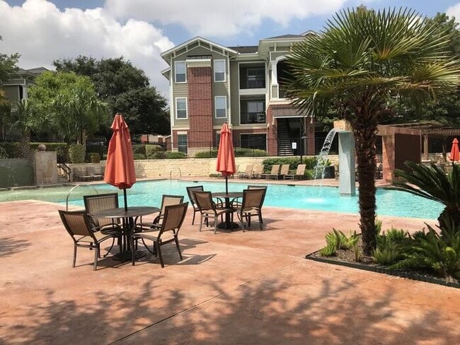 Photo - 3010 W Loop 1604 N Unit b1