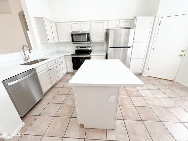 Photo - 1282 W Macaw Dr