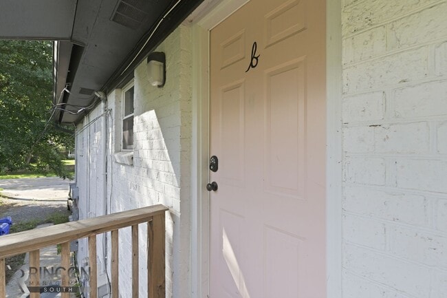 Photo - 4619 Jenkins Ave Unit B