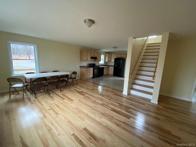 Photo - 641 Smithfield Rd