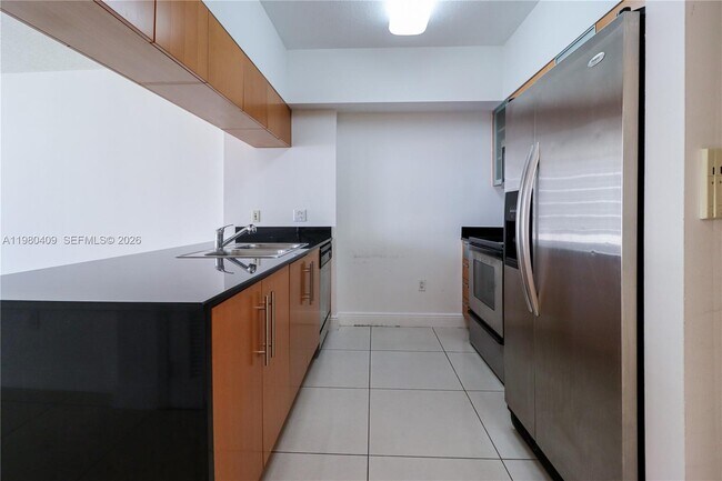 Photo - 1750 N Bayshore Dr Unit 3909