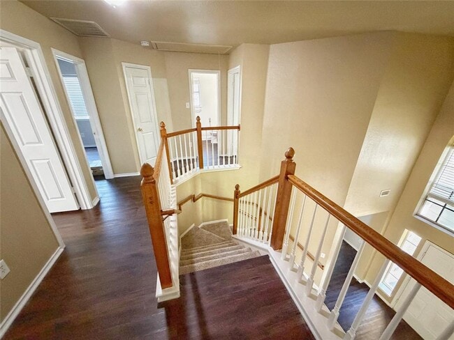 Photo - 1114 Black Locust Drive West
