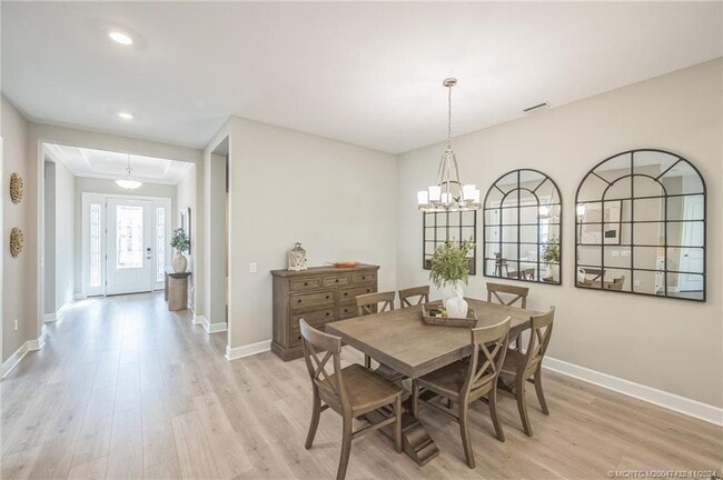 Photo - 15111 Pescara St