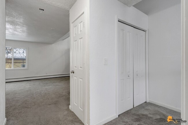 Photo - 4011 E Turnagain Blvd Unidad 4