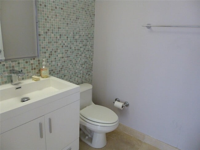 Building Photo - 21050 Point Pl Unit 2906 Rental