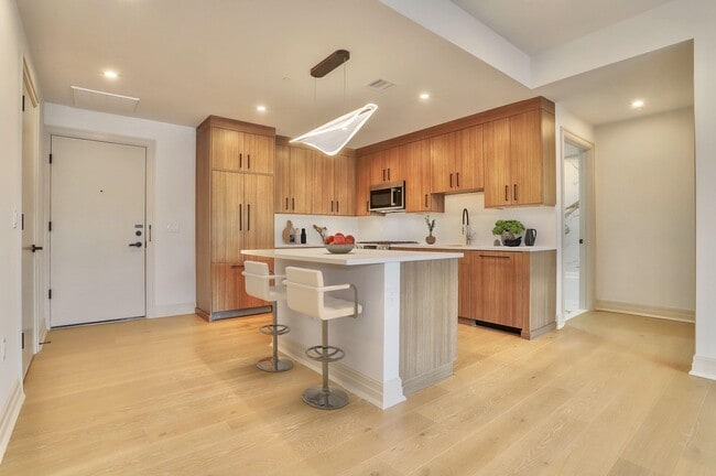 Photo - 931 Madison St Unit 309