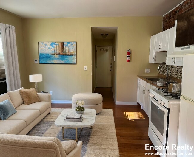 Photo - 147 Meridian St Unit 4