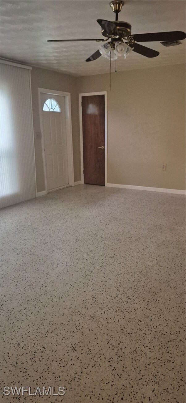 Building Photo - 8251 Aviary St