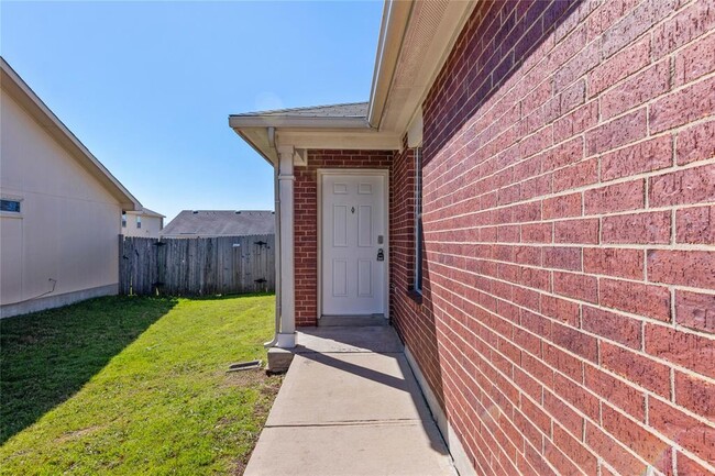Photo - 219 Almquist St