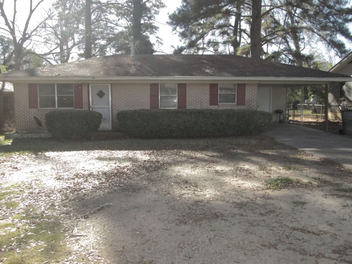 Photo - 806 E California Ave House