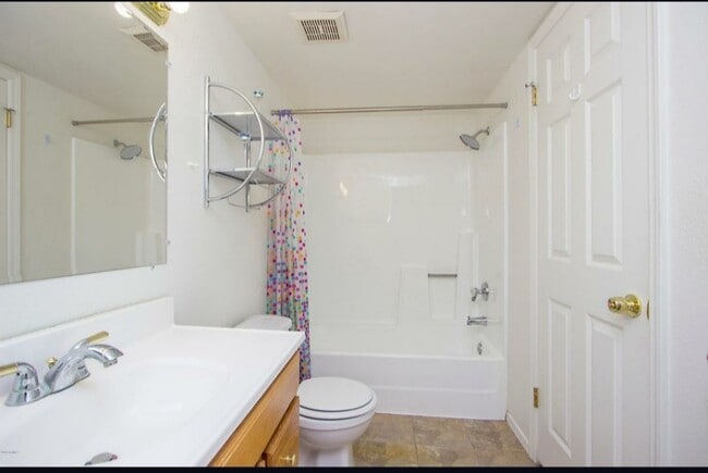 Building Photo - 1645 W Baseline Rd Unit 2170