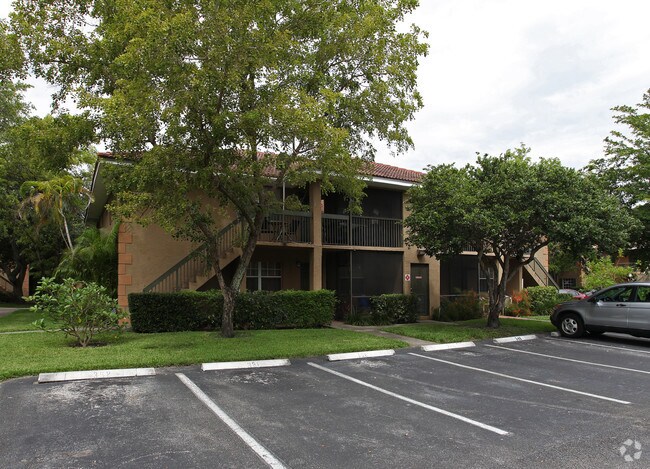 Photo - Bella Grand Condos