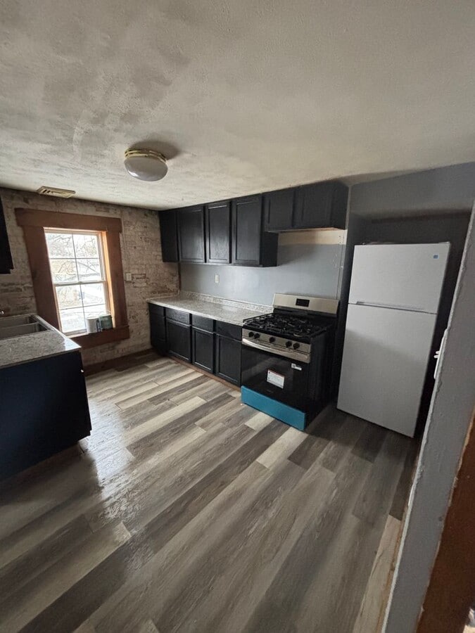 Photo - 327 Harrison St Unit 327 Harrison St.- B